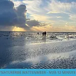 Kuestenkojen - Grosse Freiheit, Fuer 1-4 Personen Mit 1 Schlafzimmer Terrasse Und Garten - Hunde Willkommen Büsum